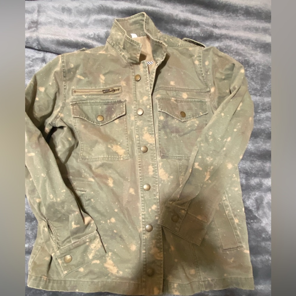 Never worn